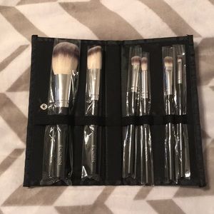 6pc Crown Limited Edition Essentials Syntho Set
